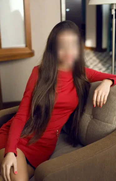 Büsra, 30