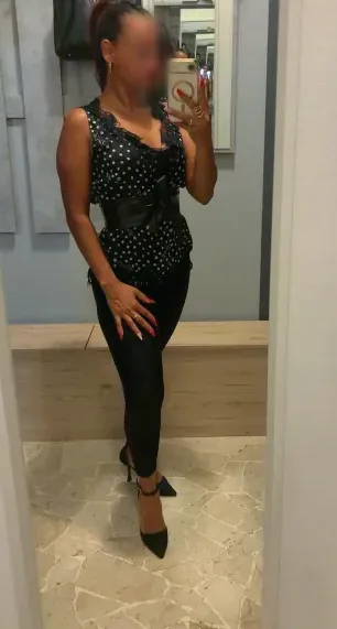 Carina, 36