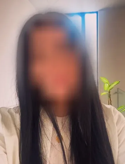 Celina, 37
