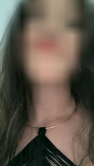 Chiara, 27