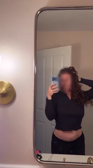 Emilia, 37