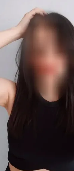 Fatma, 26