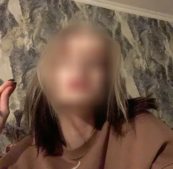 Greta, 19