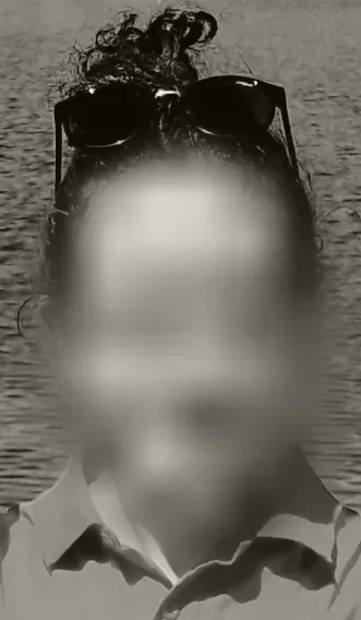 Helena, 36