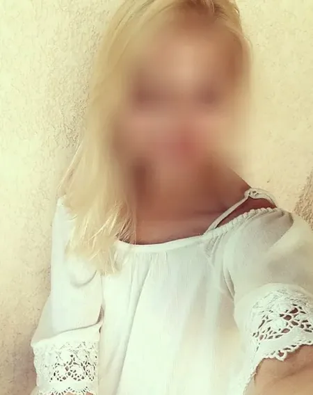 Helena, 34
