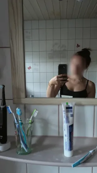 Isabell, 18