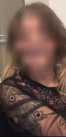 Kira, 34