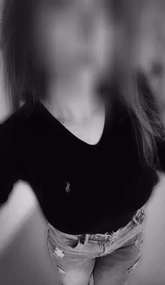 Lotta, 26