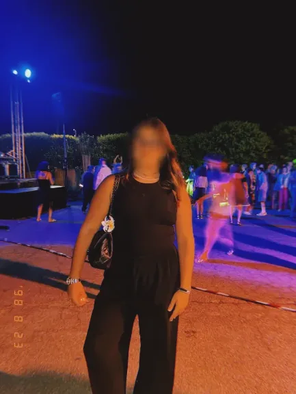 Nisa, 18