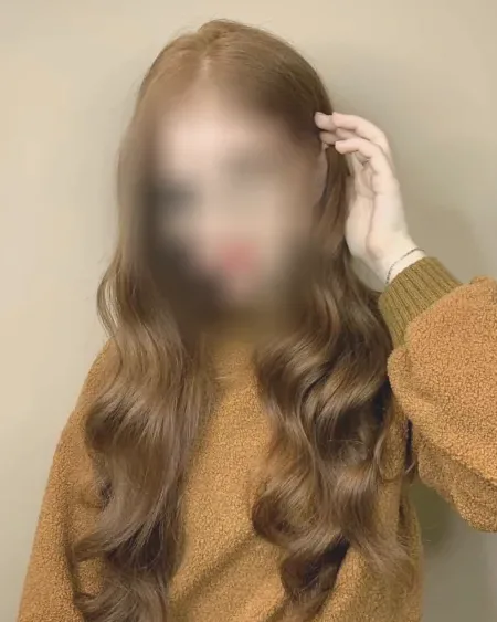 Nisa, 24