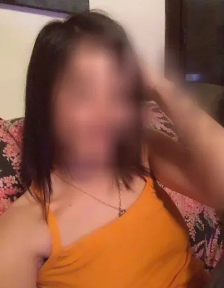 Özlem, 32