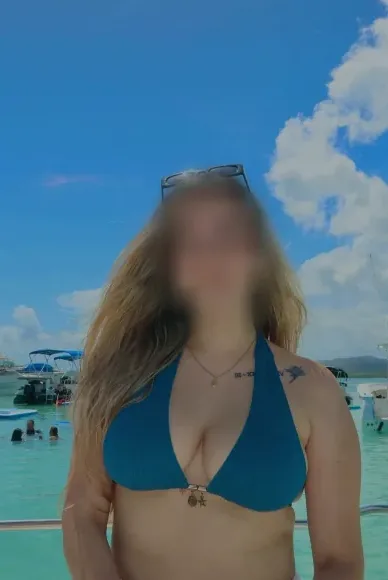 Selina, 21