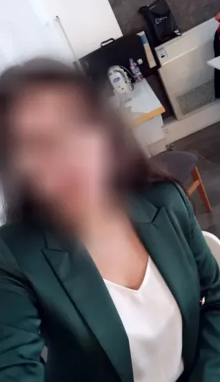 Sophie, 27