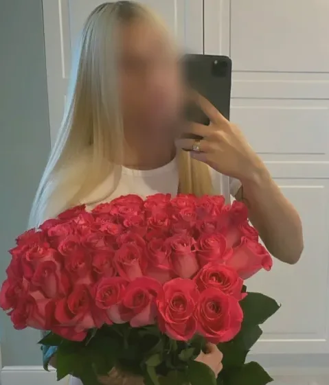 Thea, 35