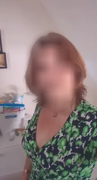 Miriam, 33